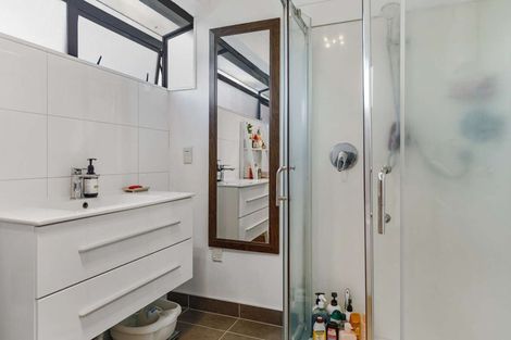 Photo of property in 4 Prospect Place, Western Heights, Hamilton, 3200