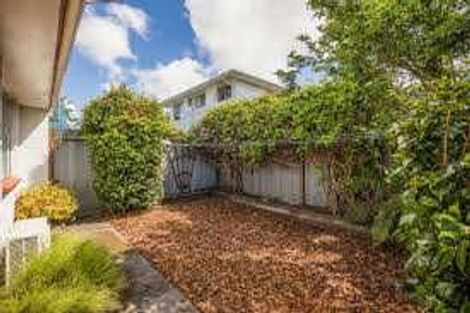 Photo of property in 3/5 Division Street, Riccarton, Christchurch, 8041