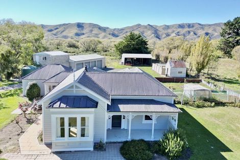 Photo of property in 5584 Kurow Duntroon Road, Kurow, 9498