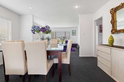 Photo of property in 35 Hamon Place, Pukehangi, Rotorua, 3015