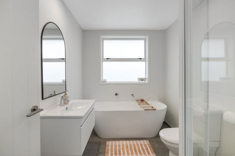 Photo of property in 5 Hinaki Street, Poike, Tauranga, 3112