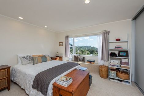 Photo of property in 58 Kakariki Grove, Waikanae, 5036
