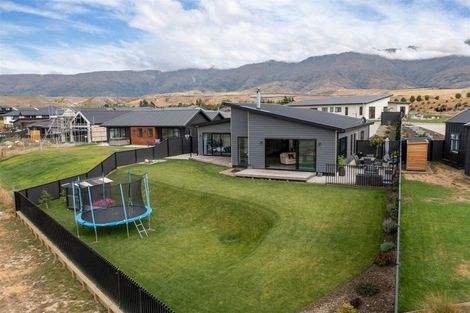 Photo of property in 16 Arion Court, Mount Pisa, Cromwell, 9383