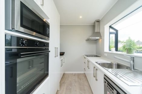 Photo of property in 17 Dahlstrom Grove, Kelvin Grove, Palmerston North, 4414