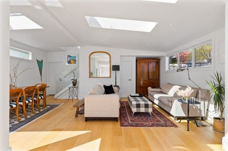 Photo of property in 205 Collingwood Street, Nelson, 7010