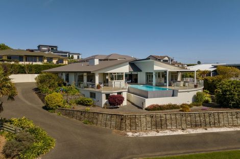 Photo of property in 101c Waikite Road, Welcome Bay, Tauranga, 3175