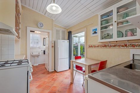 Photo of property in 162 Ruahine Street, Roslyn, Palmerston North, 4414