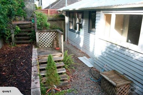 Photo of property in 25 Montreal Grove, Kingston, Wellington, 6021