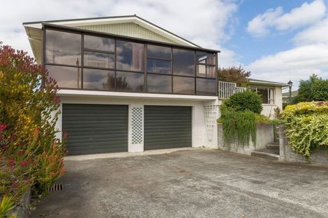 Photo of property in 2 Drummond Street, Dannevirke, 4930