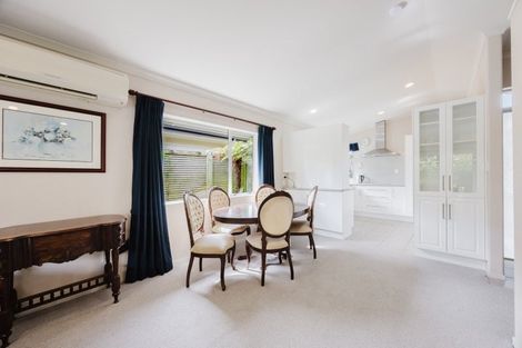 Photo of property in 11 Belgrove Drive, Waipukurau, 4200