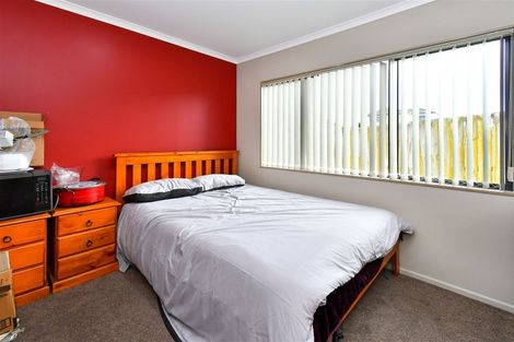 Photo of property in 112 Alfriston Road, Manurewa, Auckland, 2105