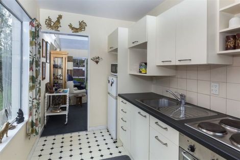 Photo of property in 2/139 Weston Road, St Albans, Christchurch, 8052