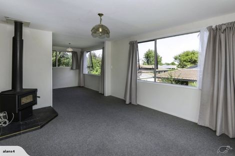 Photo of property in 2/33 Northfield Road, Casebrook, Christchurch, 8051