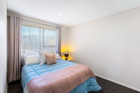 Photo of property in 71h Randwick Crescent, Moera, Lower Hutt, 5010