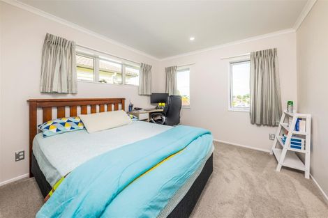 Photo of property in 27d Gifford Road, Papatoetoe, Auckland, 2025