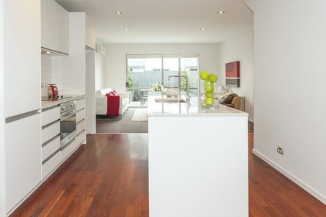 Photo of property in 32 Champion Street, Ranui, Porirua, 5024