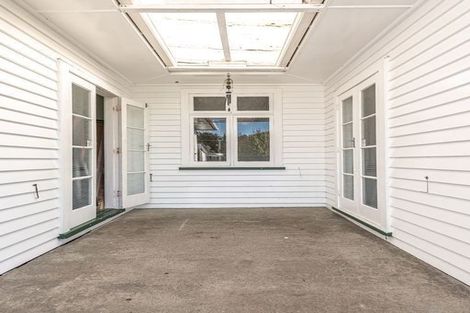 Photo of property in 11 Station Road, Marton, 4710