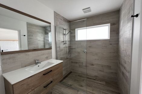 Photo of property in 2/1 Keldale Place, Forrest Hill, Auckland, 0620