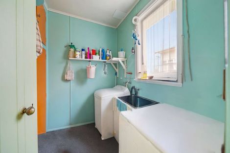 Photo of property in 12 Mclean Street, Oamaru North, Oamaru, 9400