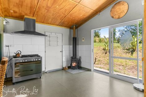 Photo of property in 35 Minnie Casey Rise, Matakohe, 0593