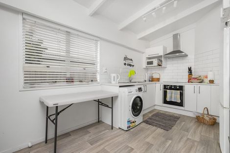 Photo of property in 1/14 Hobart Crescent, Wattle Downs, Auckland, 2103