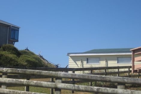 Photo of property in 431 Pukehina Parade, Pukehina, Te Puke, 3189