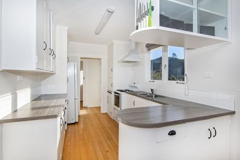 Photo of property in 17 Paratai Crescent, Woodhill, Whangarei, 0110