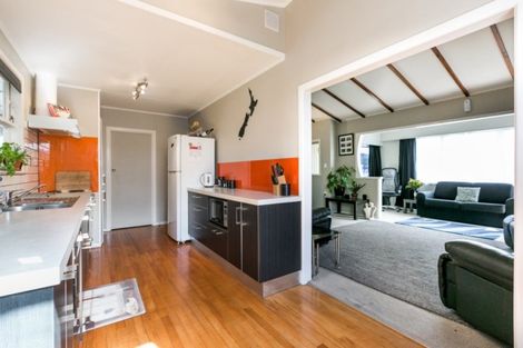Photo of property in 17 Winchester Place, Tamatea, Napier, 4112