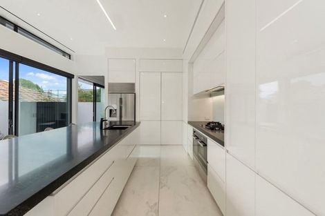 Photo of property in 31 Waiwetu Street, Fendalton, Christchurch, 8052