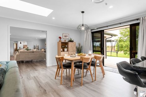 Photo of property in 18 Smith Road, Horsham Downs, Hamilton, 3281