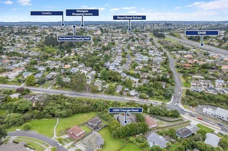 Photo of property in 135d Triangle Road, Massey, Auckland, 0614