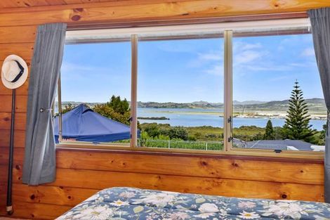 Photo of property in 78 West View Crescent, Onerahi, Whangarei, 0110