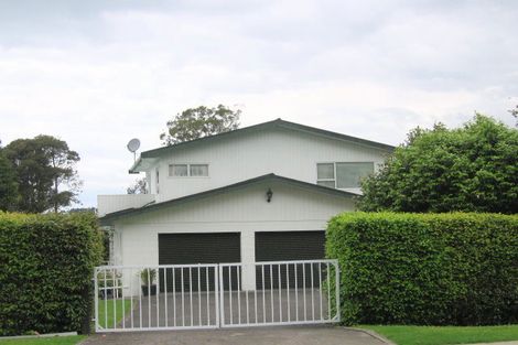 Photo of property in 24 Harbour View Road, Omokoroa, 3114