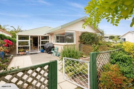 Photo of property in 2/2 Embleton Close, Northpark, Auckland, 2013