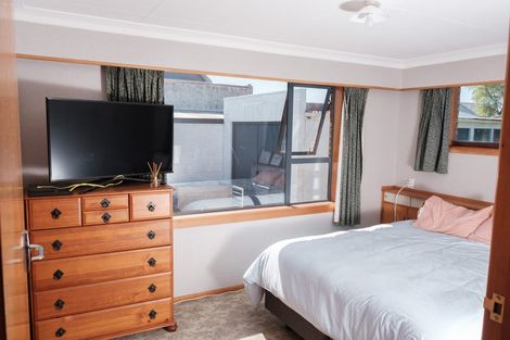 Photo of property in 22 Shakespeare Street, Milton, 9220