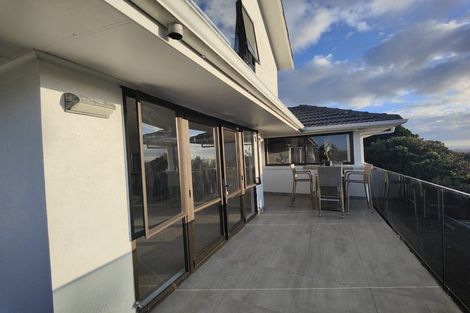 Photo of property in 2 Mellons Bay Road, Howick, Auckland, 2014