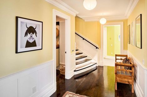 Photo of property in 18 Huia Road, Days Bay, Lower Hutt, 5013