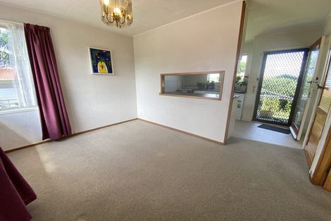 Photo of property in 60 Casuarina Road, Half Moon Bay, Auckland, 2012