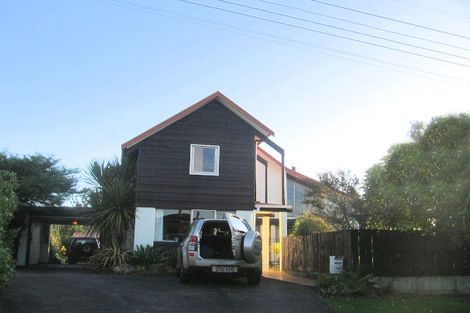 Photo of property in 100 Mount View Road, Bastia Hill, Whanganui, 4500