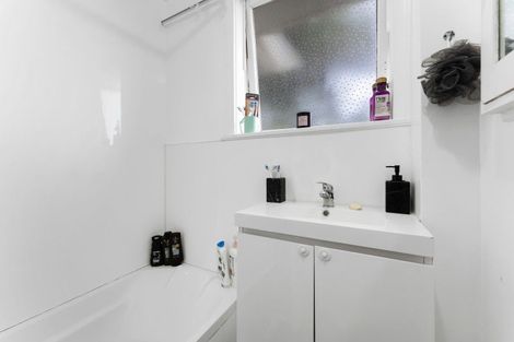 Photo of property in 24 Mahoe Street, Levin, 5510