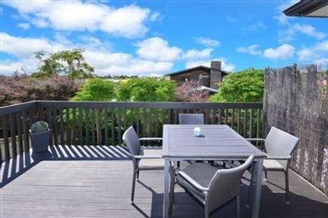 Photo of property in 31 Chesterfield Way, Orewa, 0931