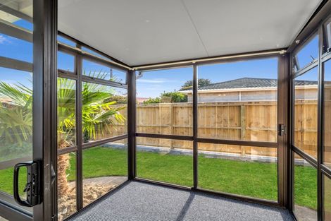 Photo of property in 28 Freyberg Street, Roslyn, Palmerston North, 4414