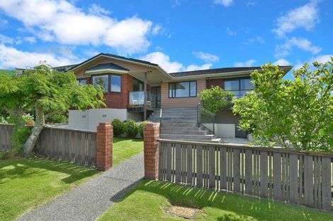 Photo of property in 2 Merehai Place, Snells Beach, 0920