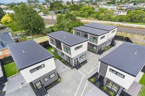 Photo of property in 11e Barrie Avenue, Papatoetoe, Auckland, 2025
