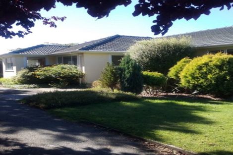 Photo of property in 30 Pinehurst Crescent, Russley, Christchurch, 8042
