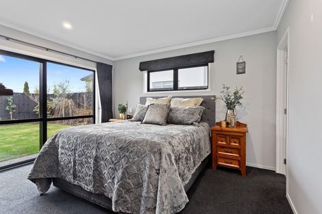 Photo of property in 24 Pahua Street, Pegasus, 7612