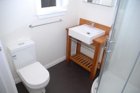 Photo of property in 28 Whaui Street, Vogeltown, Wellington, 6021