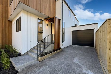 Photo of property in 4/323 Riverside Drive, Waterloo, Lower Hutt, 5011