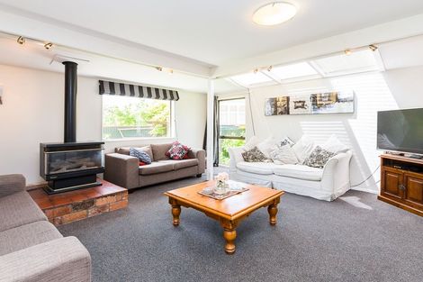 Photo of property in 570 Featherston Street, Roslyn, Palmerston North, 4414