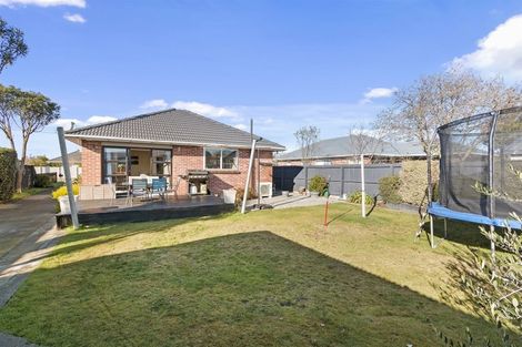 Photo of property in 25 Wilton Crescent, Bishopdale, Christchurch, 8053